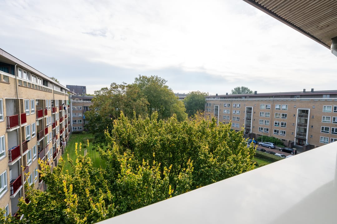 Photo 28 of Aalbersestraat 242-A