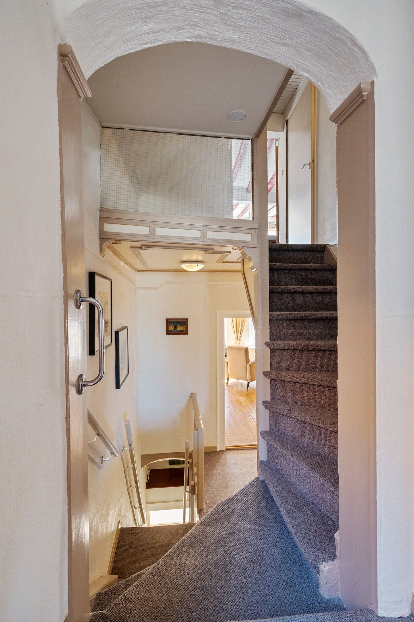 Foto 42 van Rogstraat 18