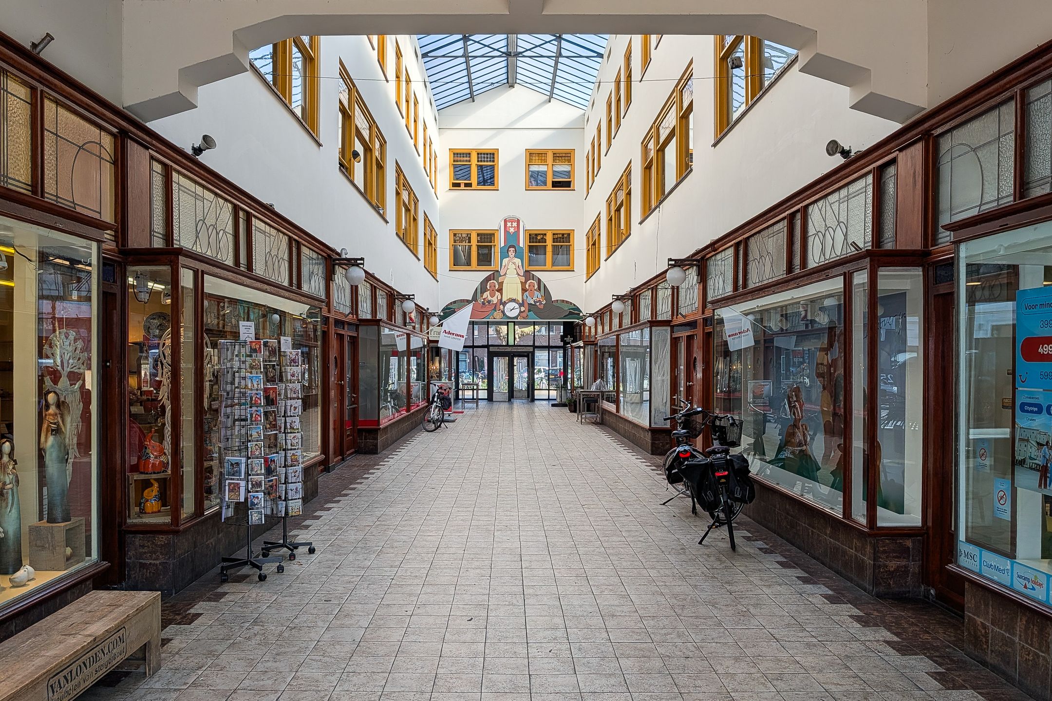 Photo 51 of Godevaert Montensstraat 22