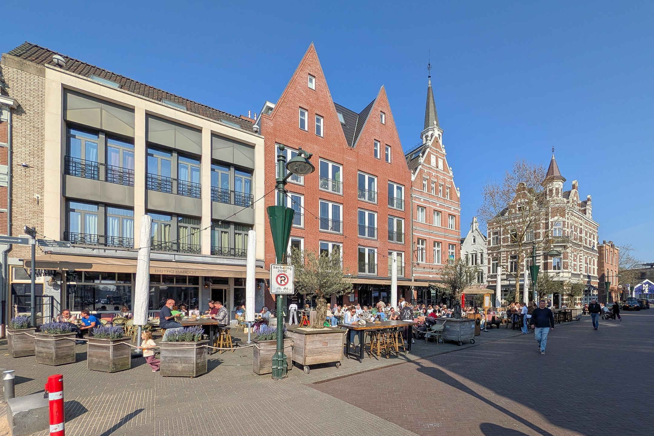 Photo 48 of Godevaert Montensstraat 22