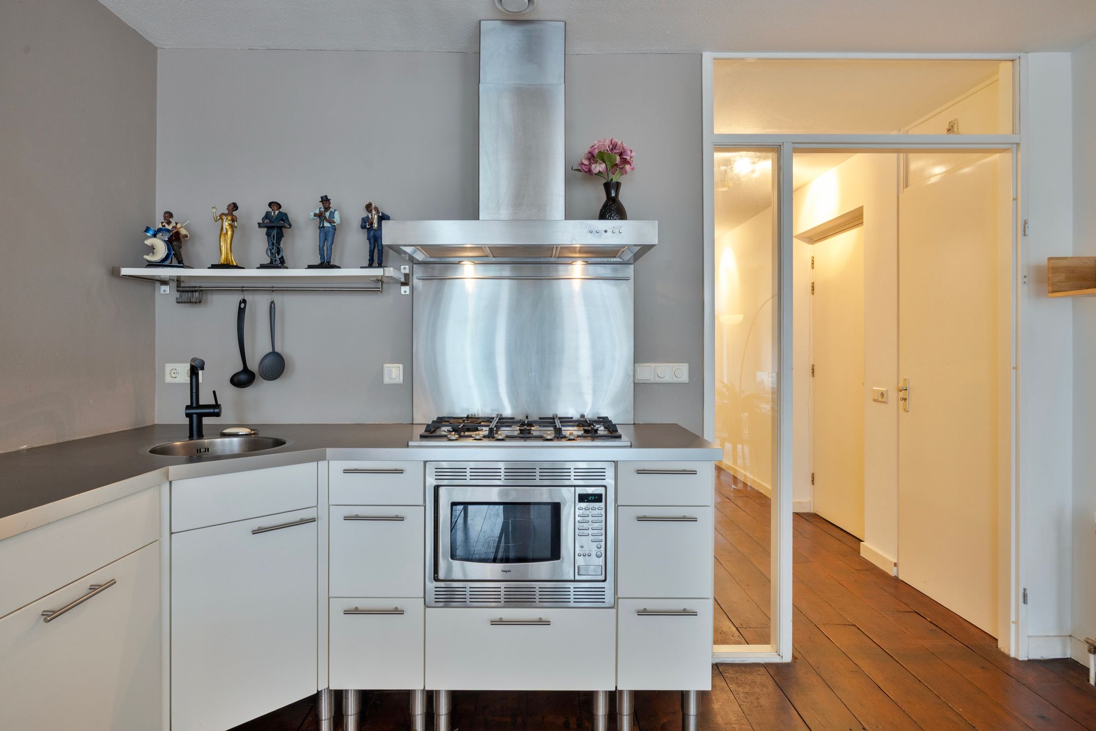 Photo 24 of Godevaert Montensstraat 22