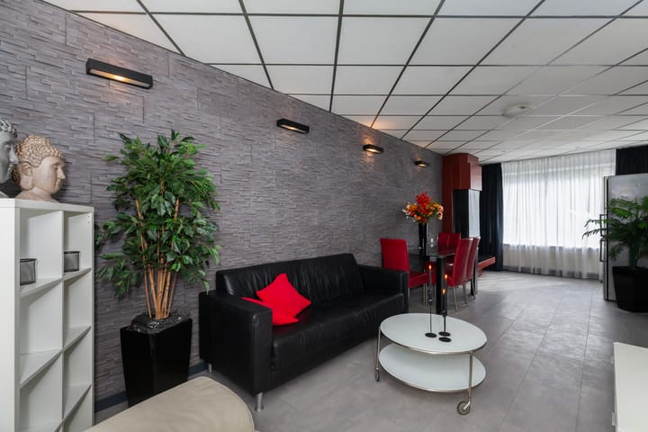 Photo 4 of Walchersestraat 14-A