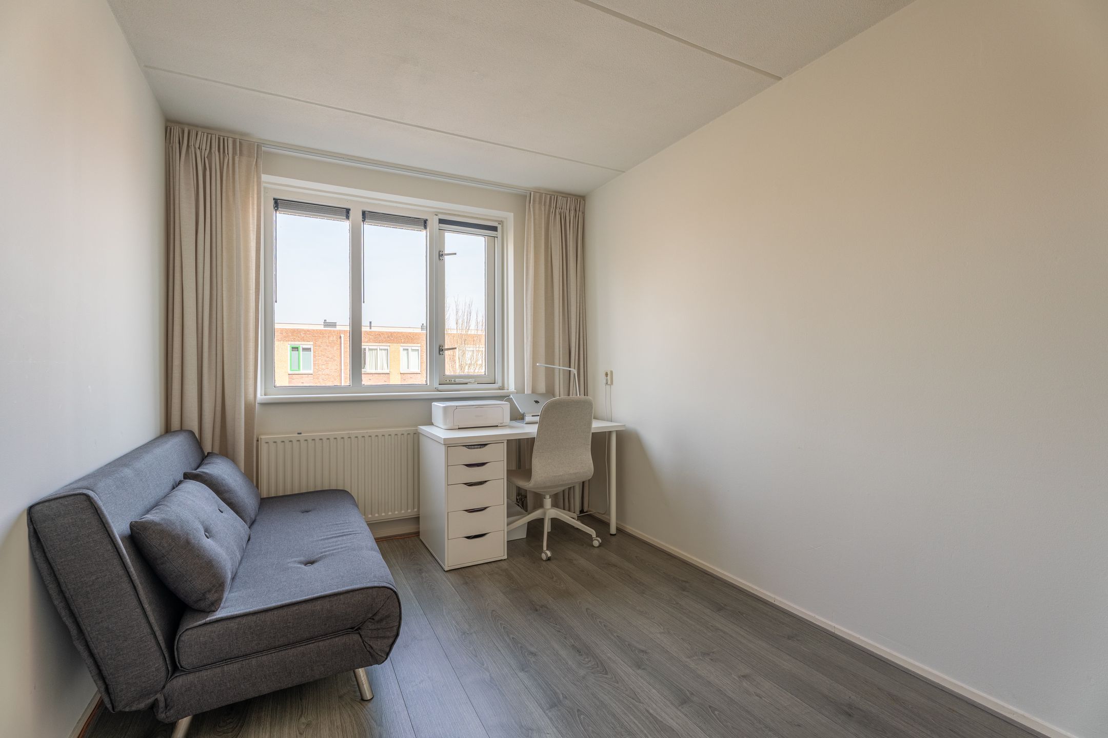 Photo 12 of Abraham van Lindenstraat 28