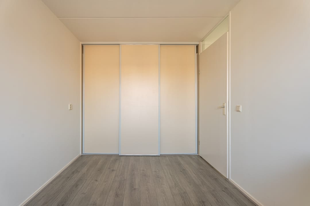 Photo 13 of Abraham van Lindenstraat 28