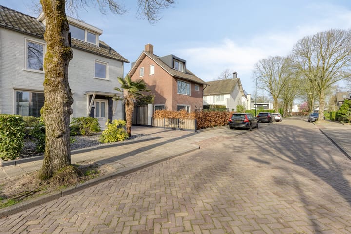 Photo 3 of Mr. van Sonstraat 12