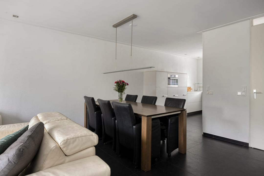 Foto 11 van Libel 26