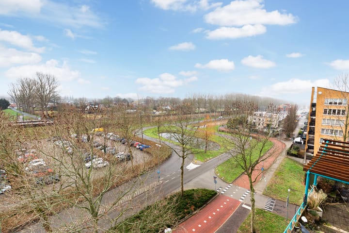 Foto 4 van Van Eesterenplein 272