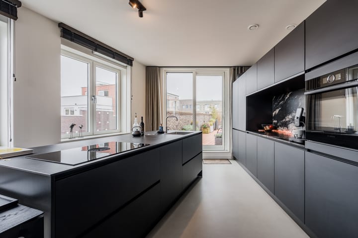 Photo 2 of Charley Tooropgracht 199