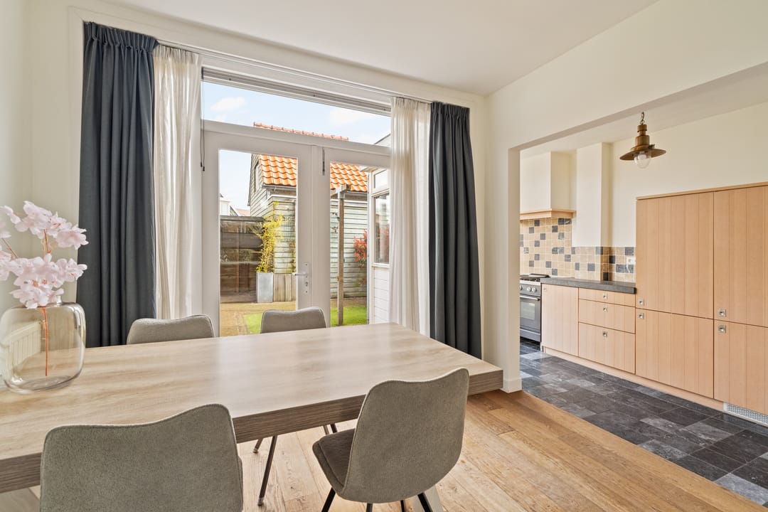 Foto 7 van Quarles van Uffordstraat 40