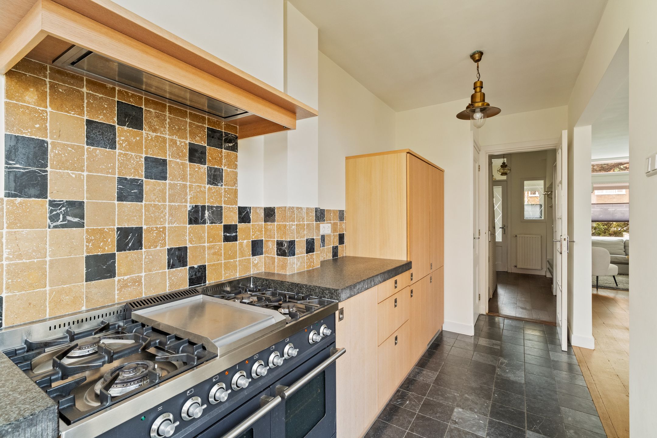 Foto 9 van Quarles van Uffordstraat 40