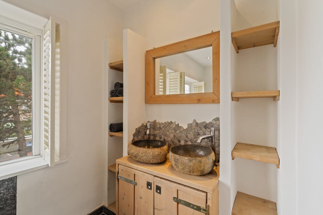 Foto 23 van Quarles van Uffordstraat 40