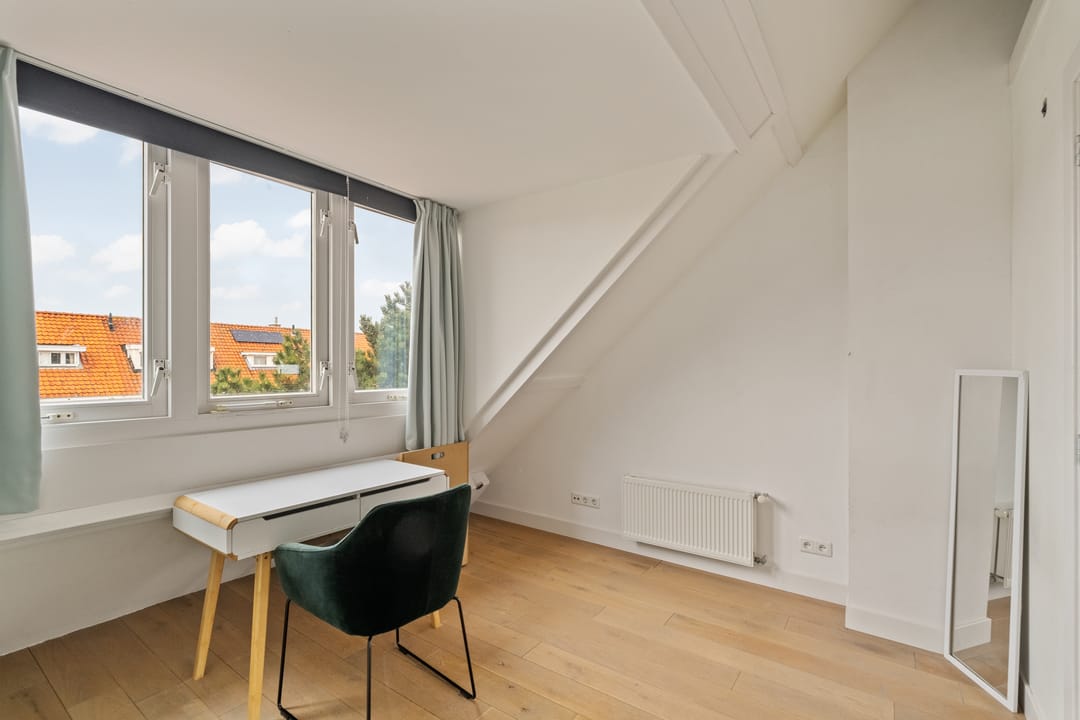 Foto 28 van Quarles van Uffordstraat 40