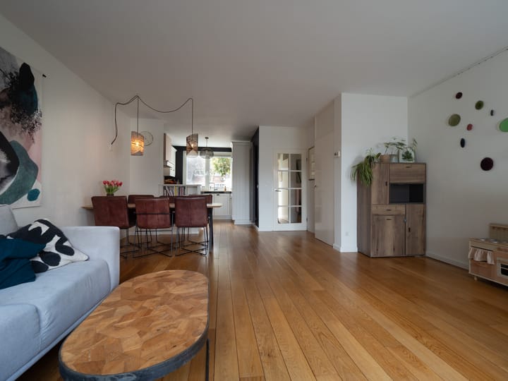 Photo 2 of Groeze 14