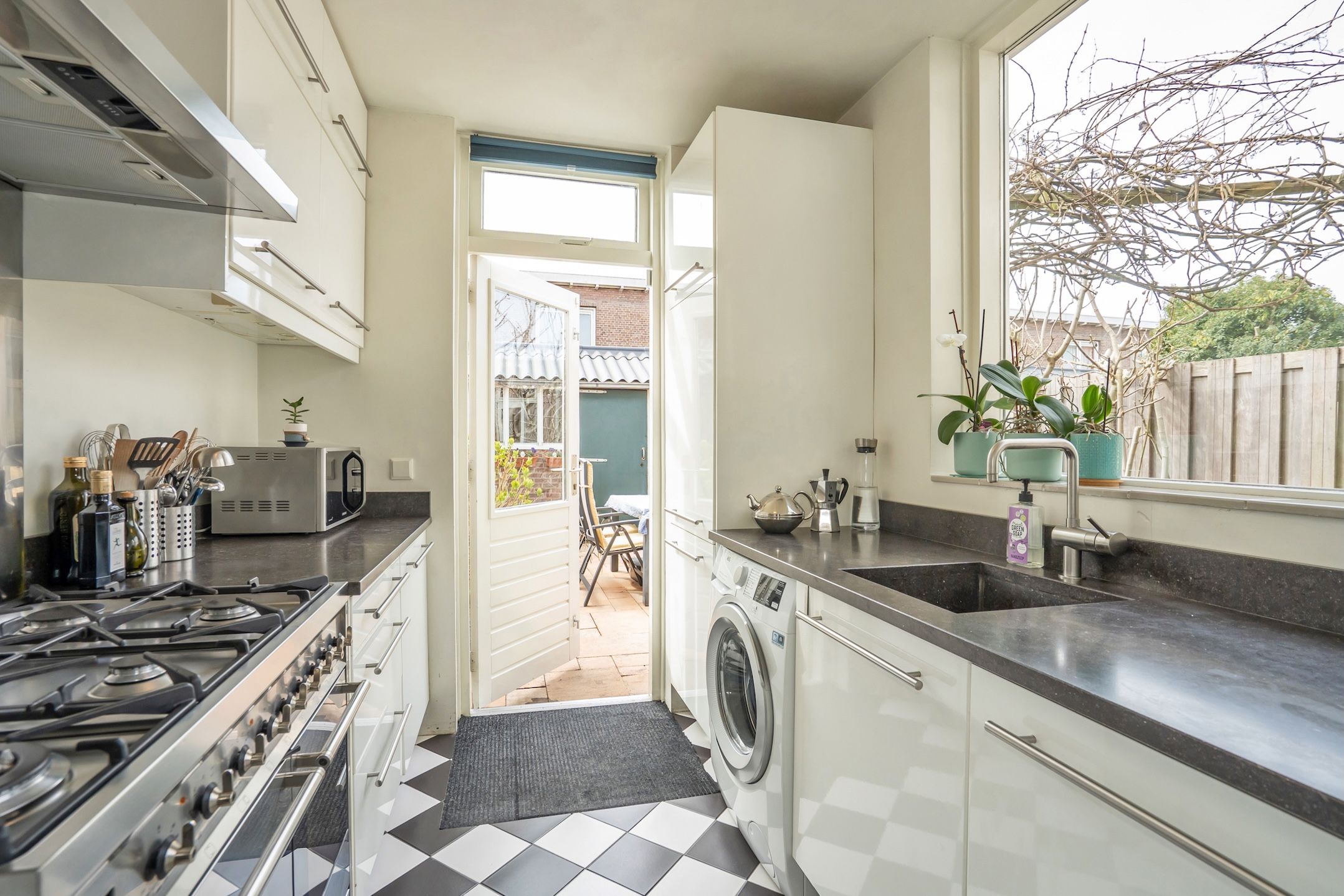 Foto 3 van Van de Spiegelstraat 39