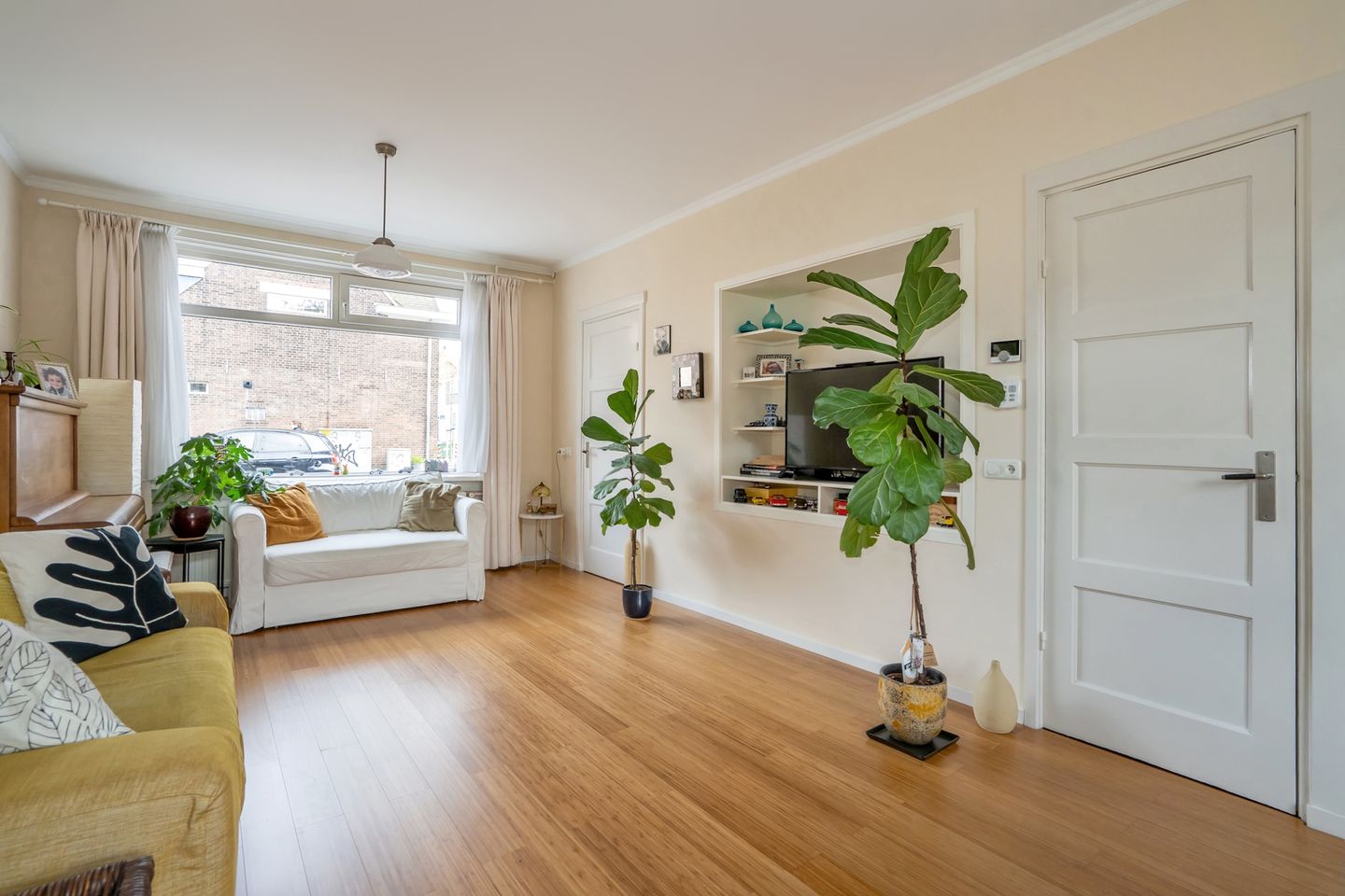 Foto 10 van Van de Spiegelstraat 39