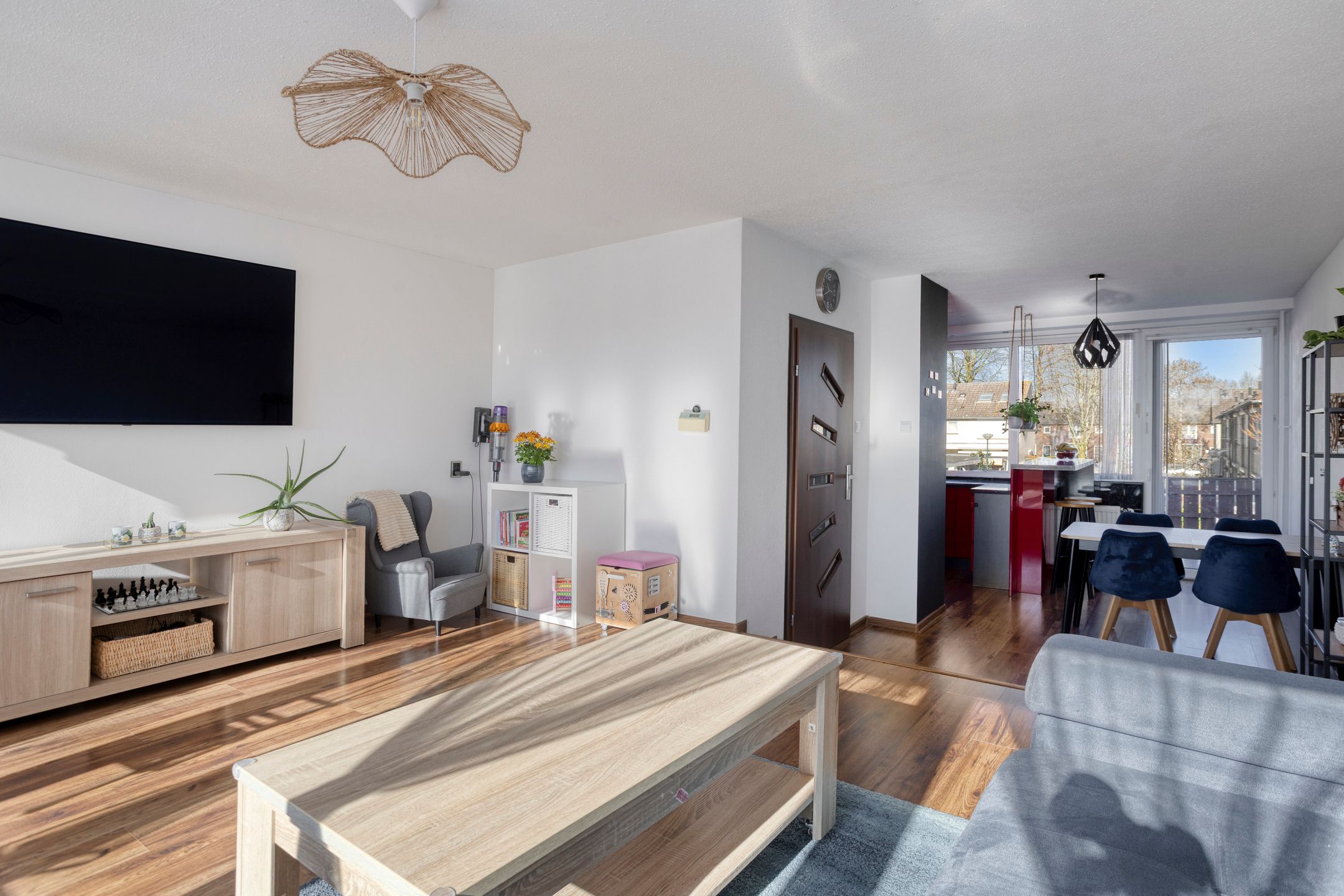 Foto 12 van Leliestraat 64