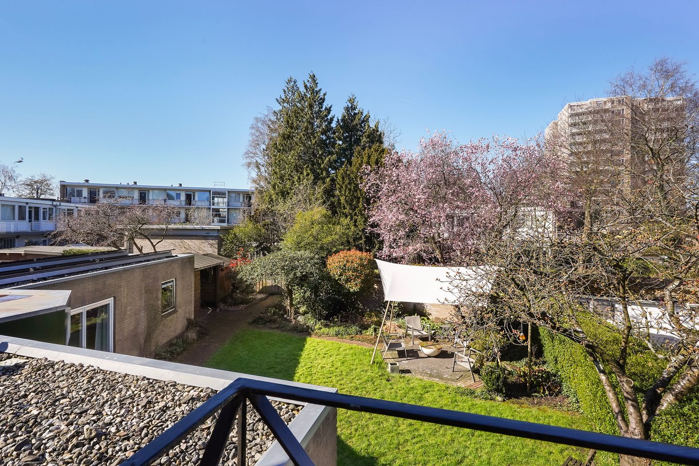 Completely Renovated Semi-Detached Home with Spacious Garden in Zoetermeer — 53