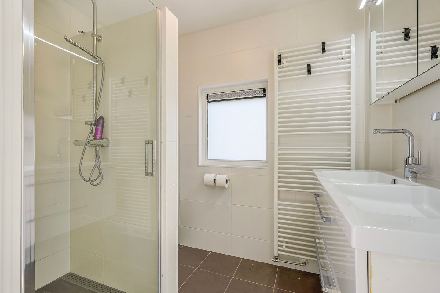 Completely Renovated Semi-Detached Home with Spacious Garden in Zoetermeer — 47