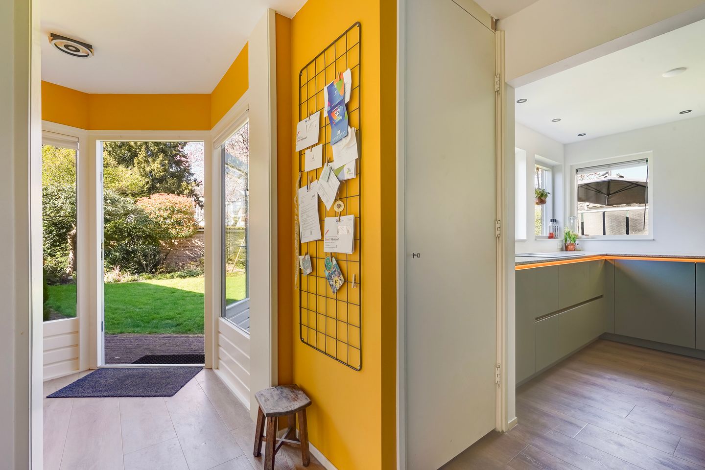 Completely Renovated Semi-Detached Home with Spacious Garden in Zoetermeer — 18