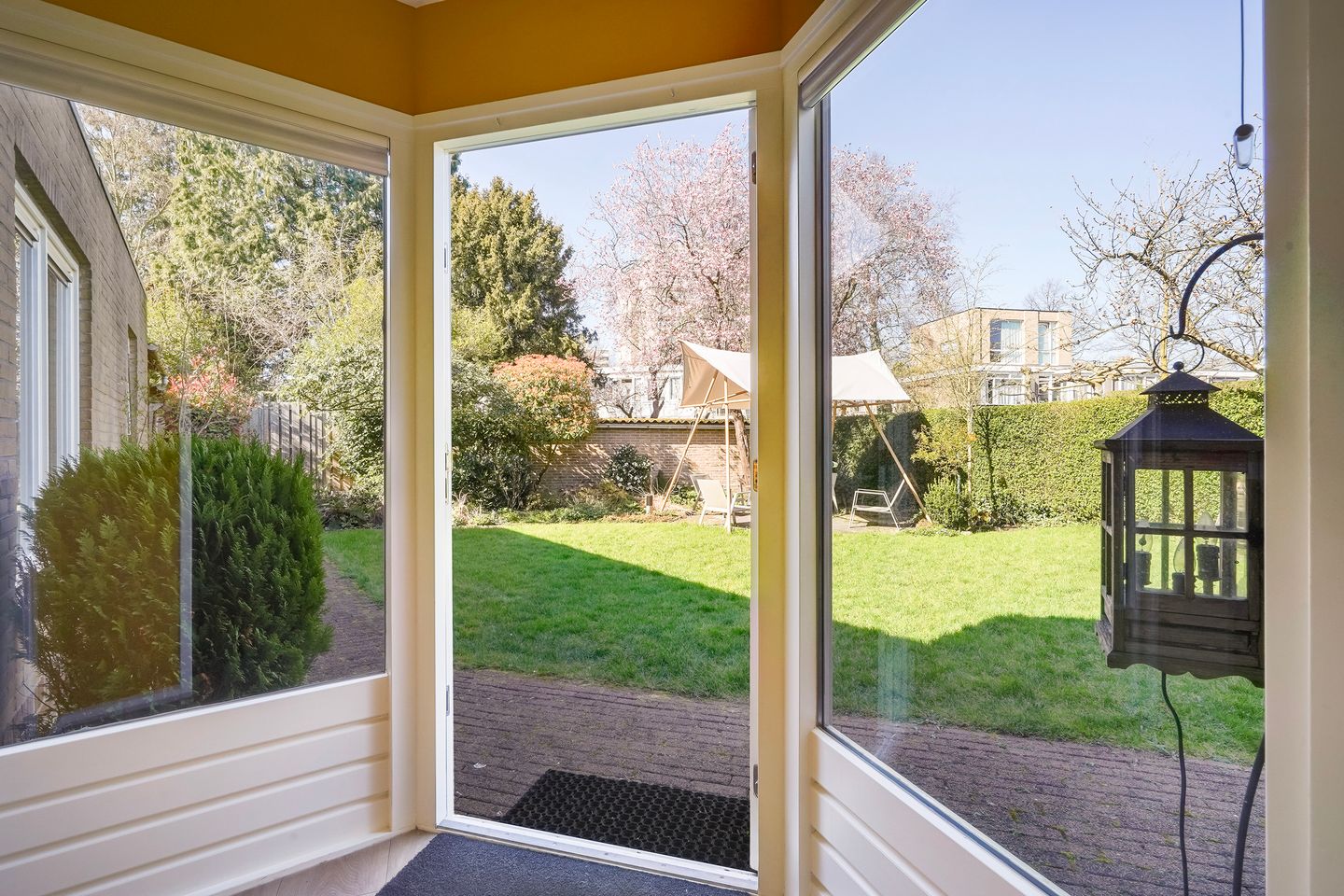 Completely Renovated Semi-Detached Home with Spacious Garden in Zoetermeer — 23
