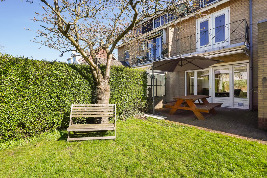 Completely Renovated Semi-Detached Home with Spacious Garden in Zoetermeer — 29