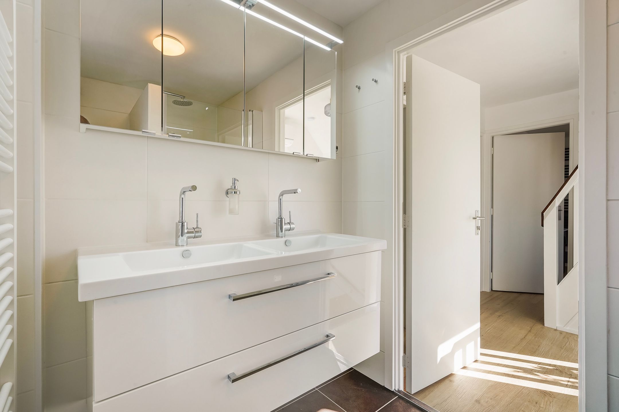 Completely Renovated Semi-Detached Home with Spacious Garden in Zoetermeer — 49