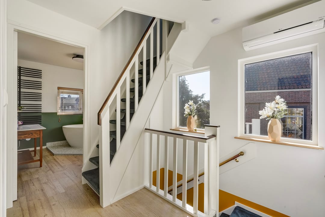 Completely Renovated Semi-Detached Home with Spacious Garden in Zoetermeer — 51