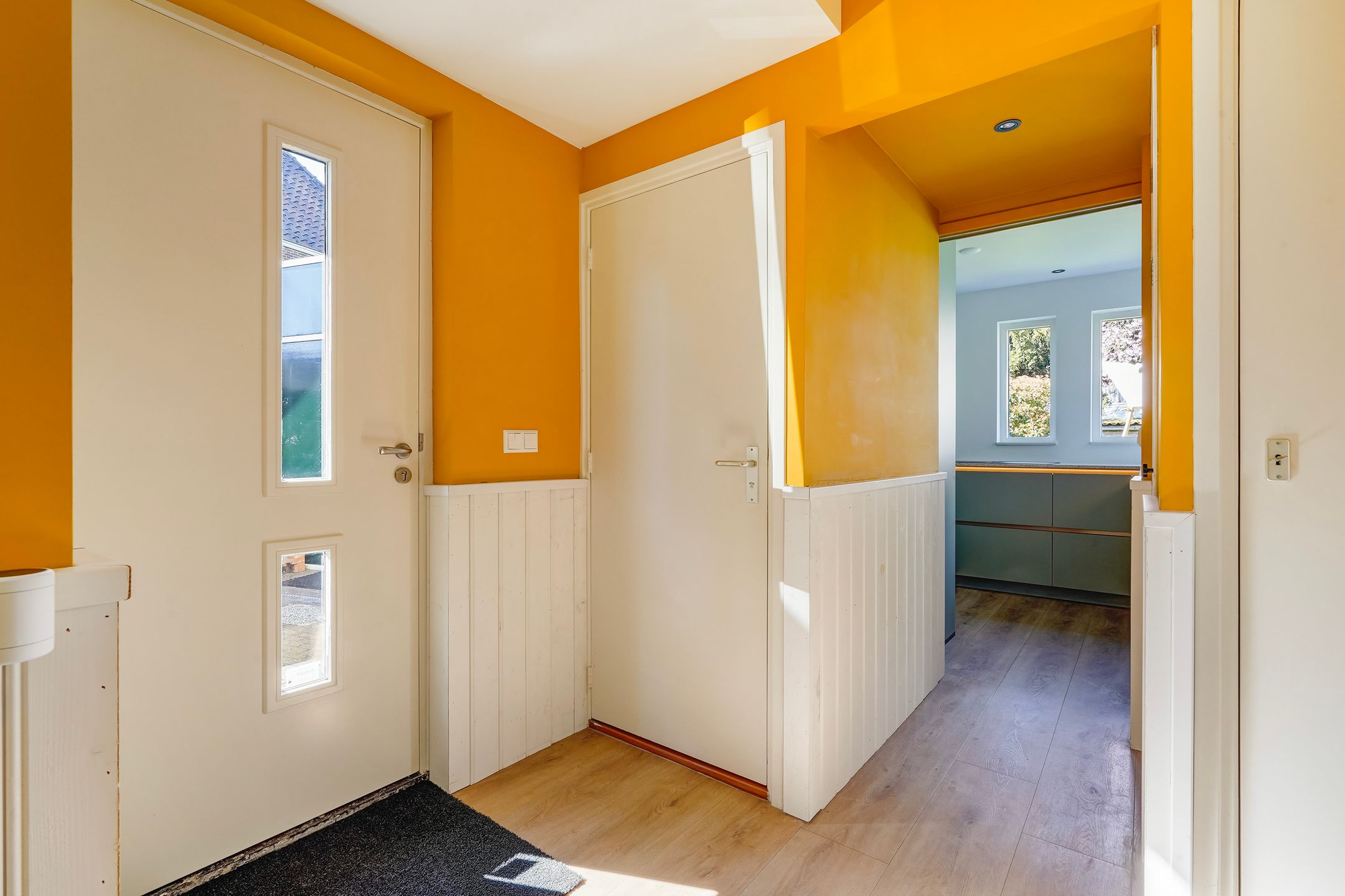 Completely Renovated Semi-Detached Home with Spacious Garden in Zoetermeer — 34