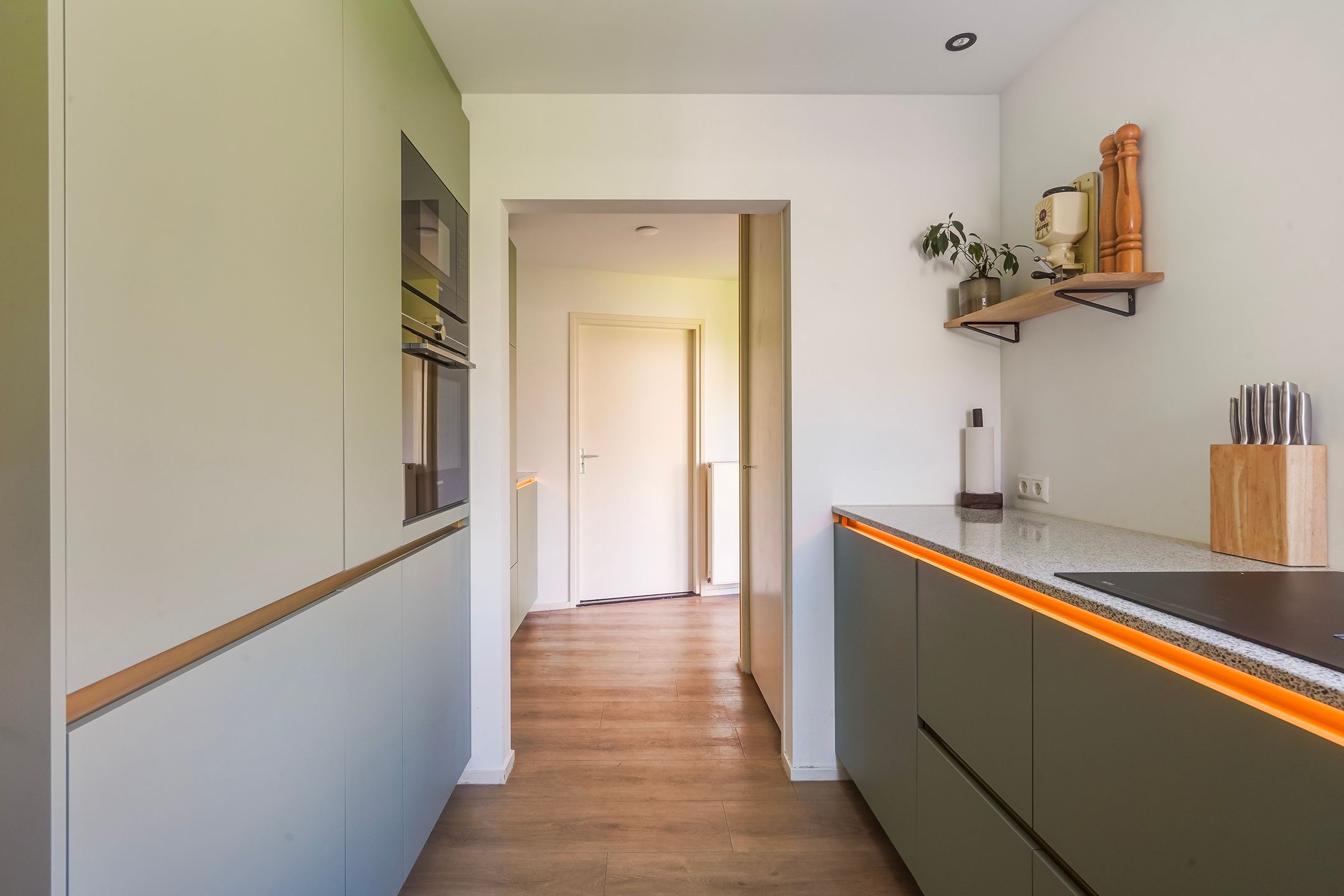 Completely Renovated Semi-Detached Home with Spacious Garden in Zoetermeer — 16