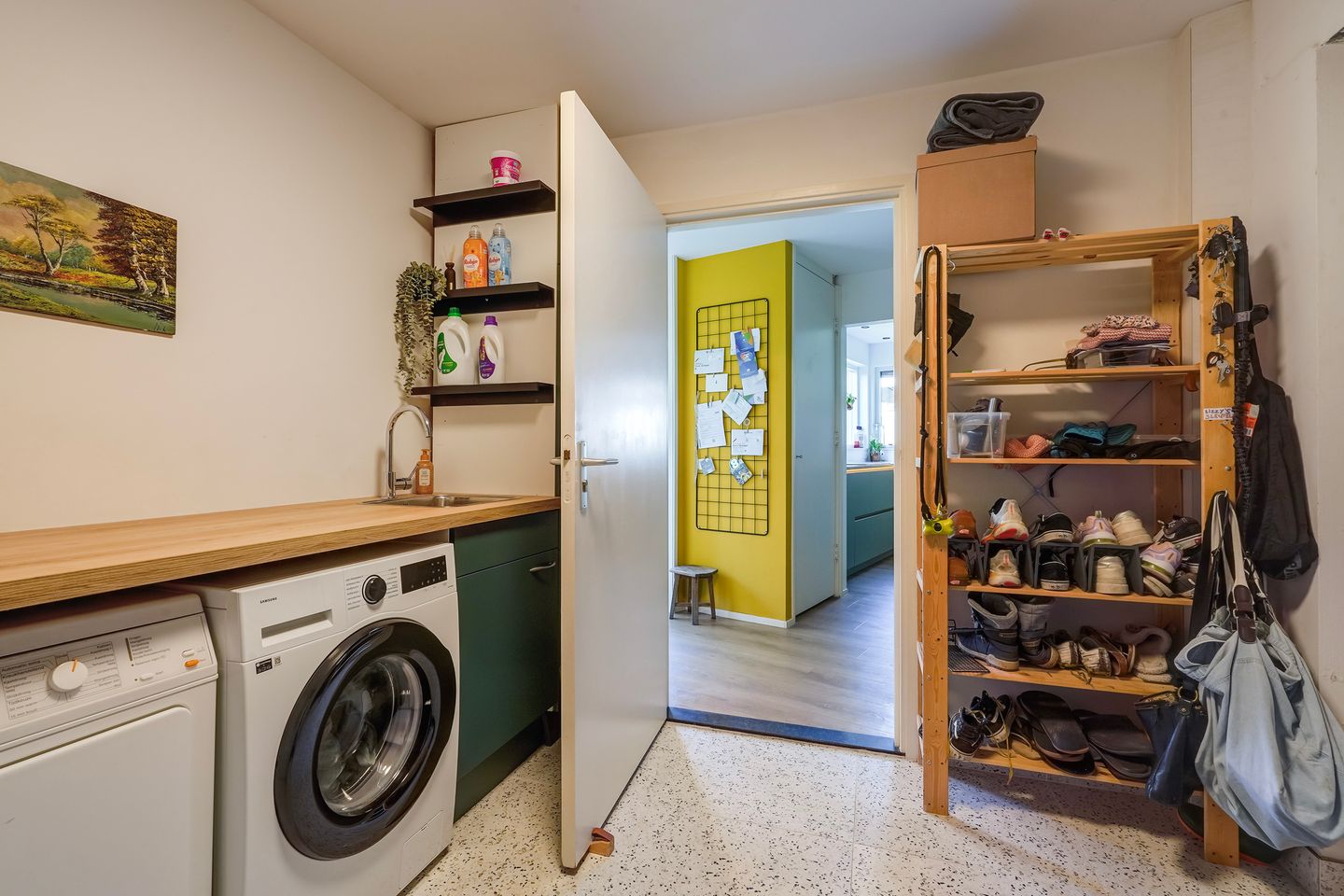Completely Renovated Semi-Detached Home with Spacious Garden in Zoetermeer — 32