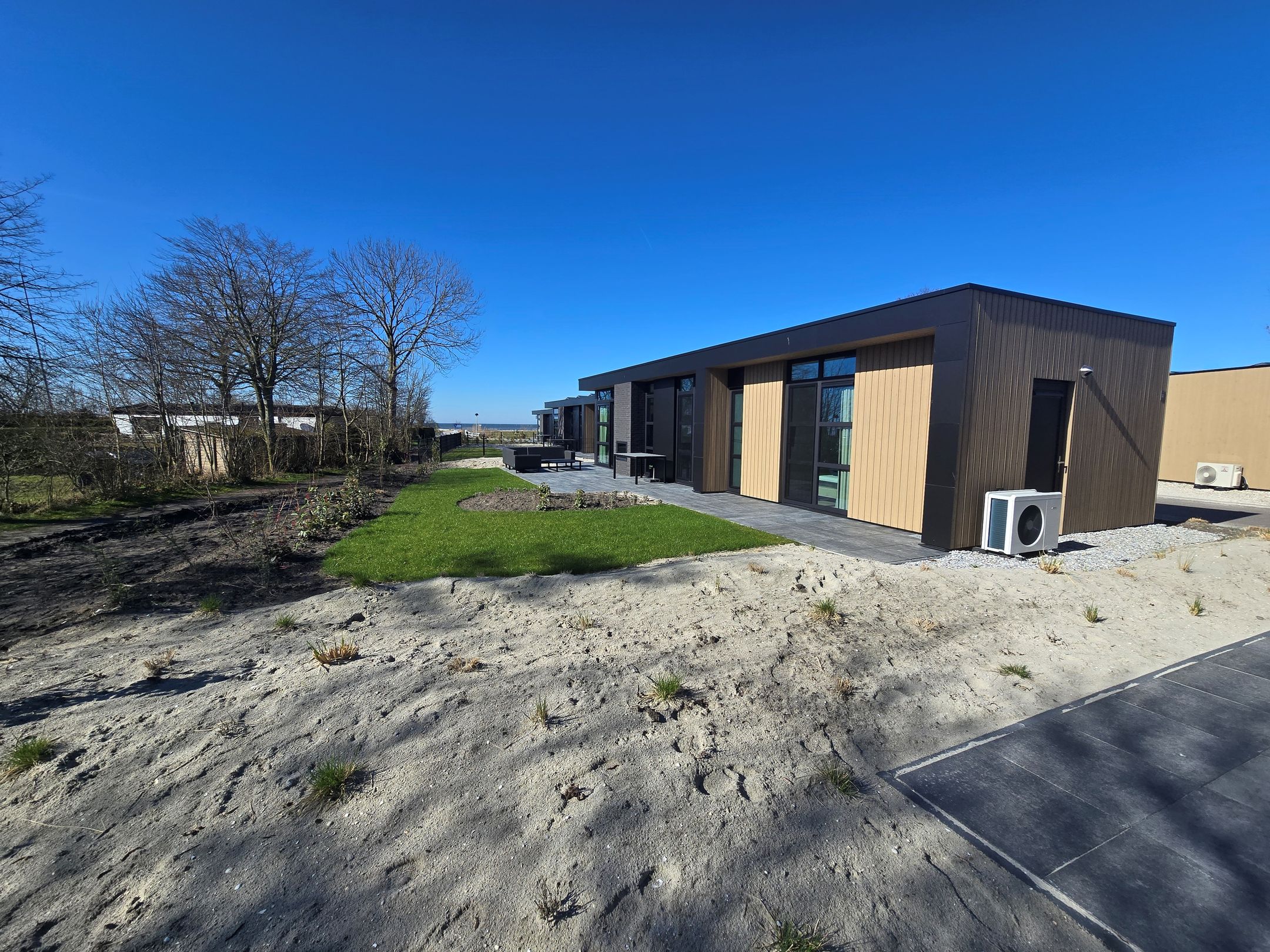 2-bedroom freehold villa in Workum — photo 4 of 5
