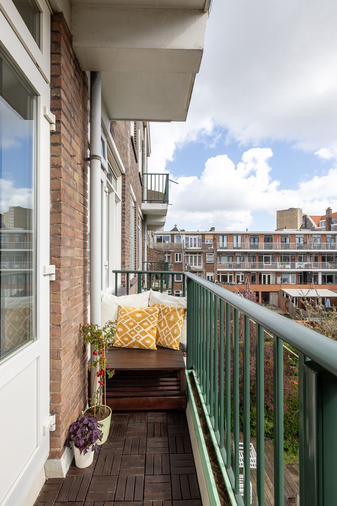 Photo 22 of Troelstrastraat 10-C