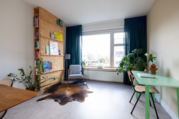 Photo 3 of Troelstrastraat 10-C