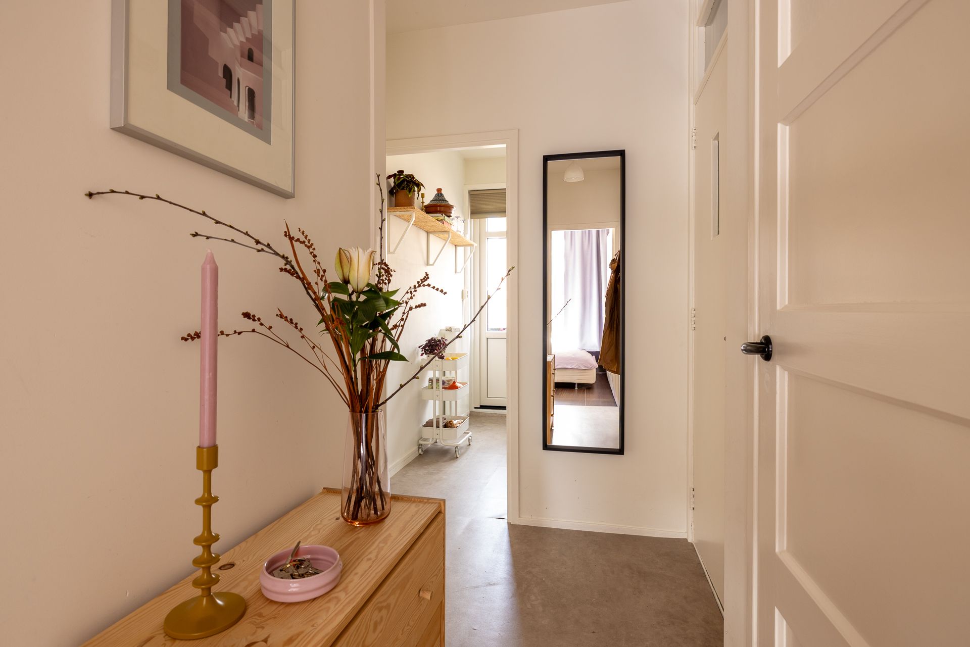 Photo 15 of Troelstrastraat 10-C