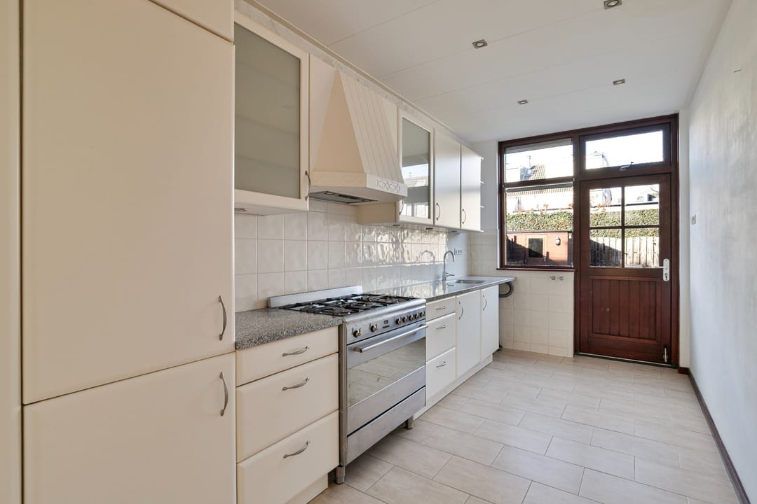 Foto 17 van Schoutstraat 9