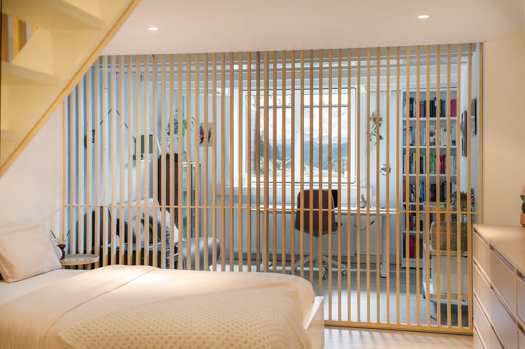 Spacious 1930s Ground Floor Apartment with Deep Garden in Rotterdam Oude Westen — 35