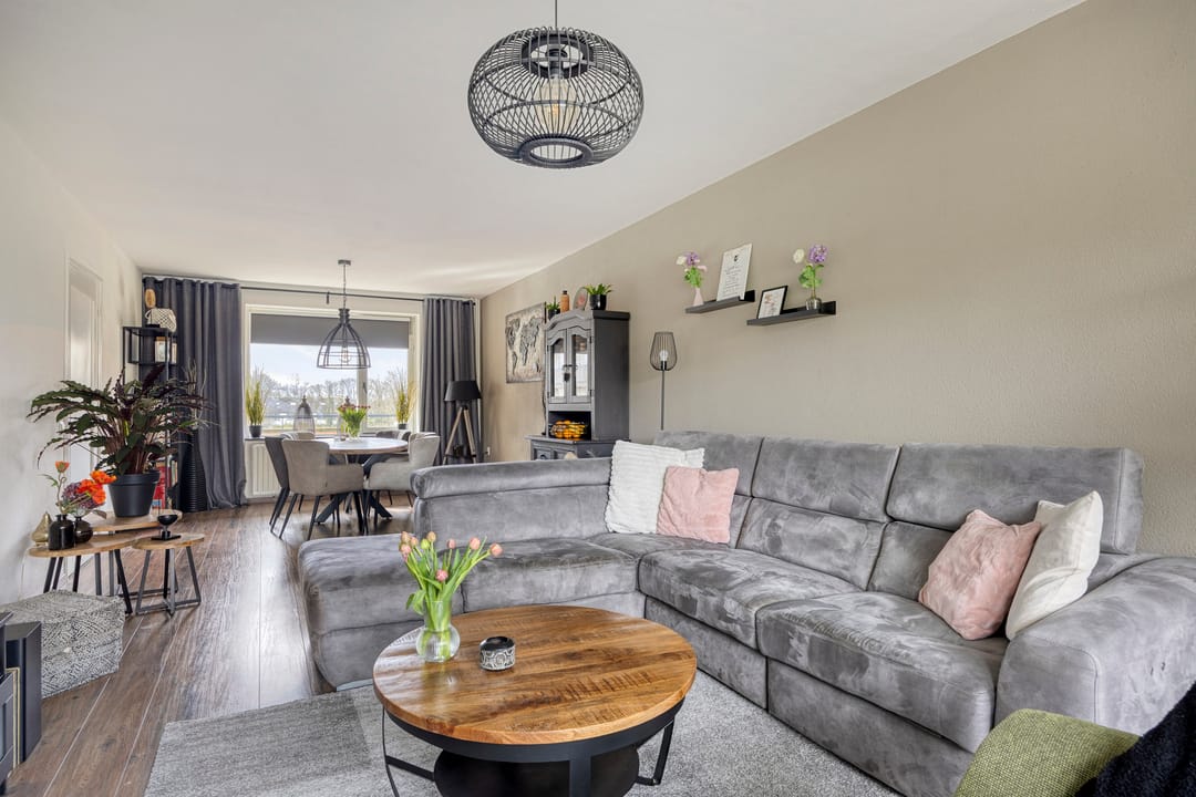 Foto 17 van Aert van Neslaan 326