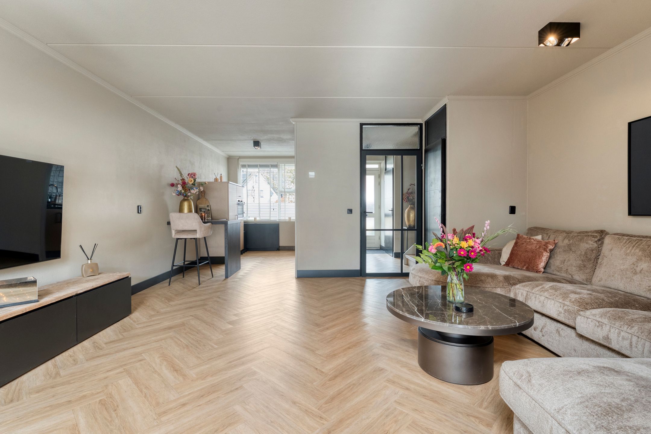 Foto 12 van Boterbloem 126