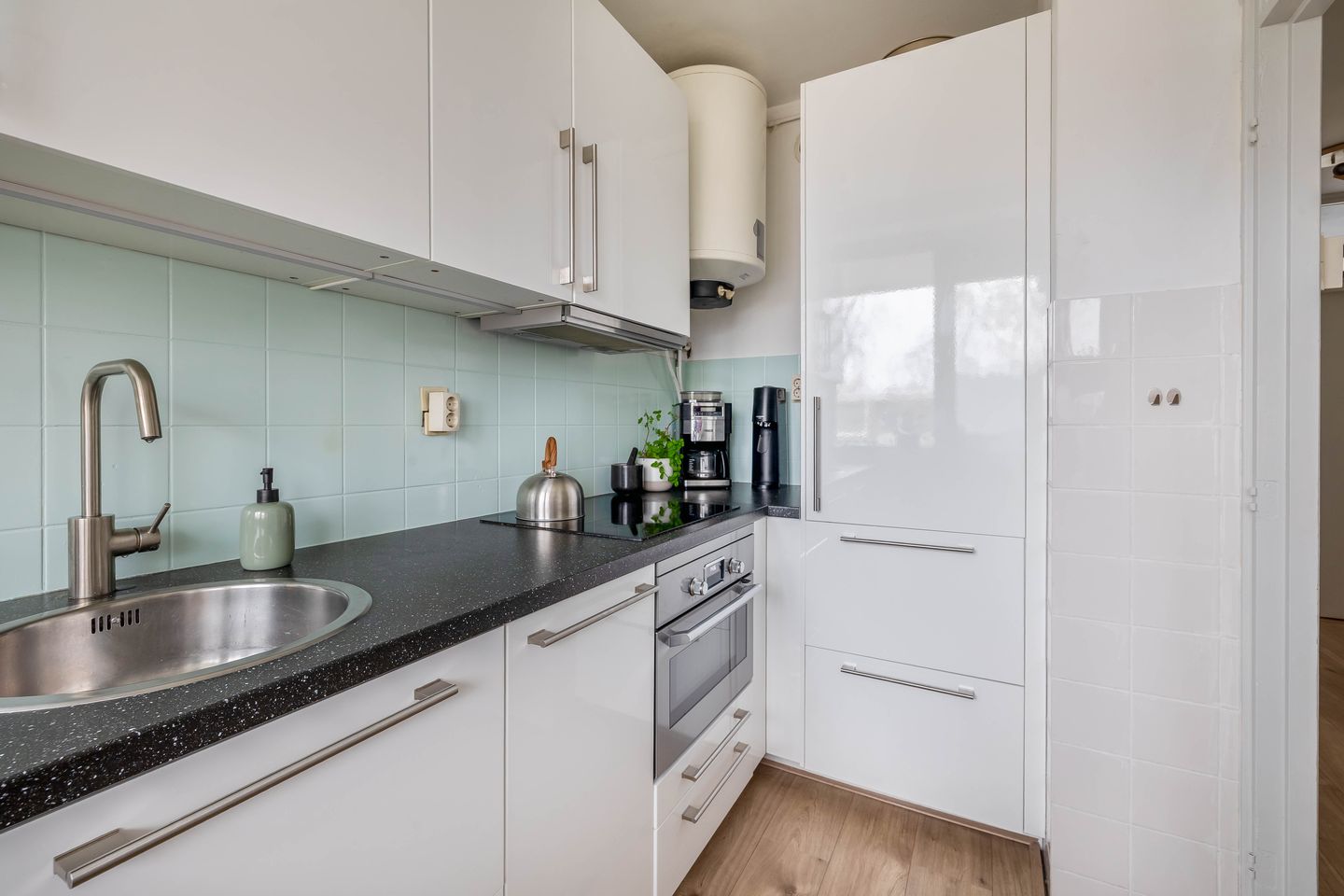 Photo 20 of Thorbeckestraat 44