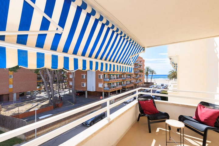 Foto 3 van Carrer dels Atinents 2