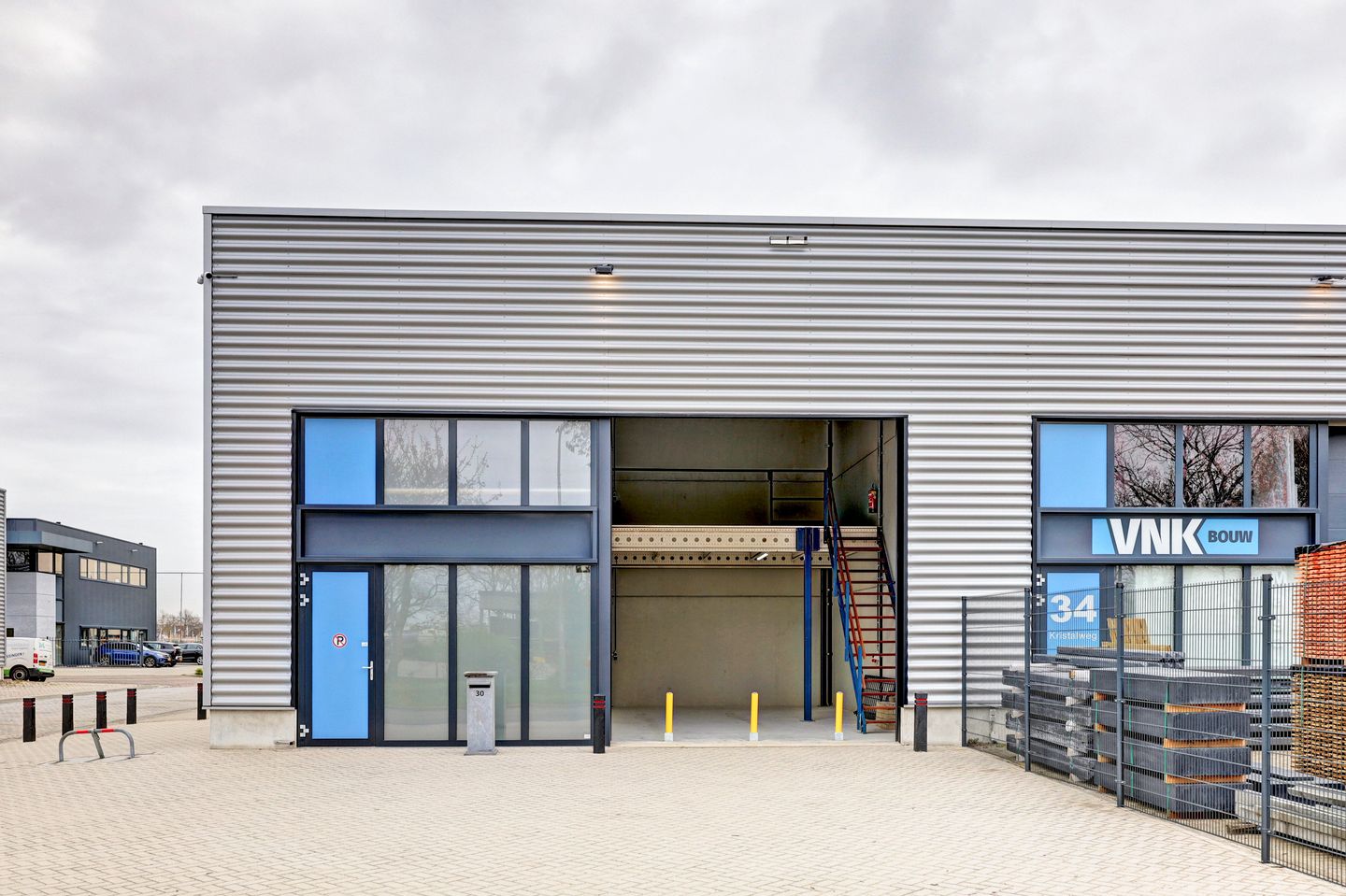 View photo 3 of Kristalweg 30