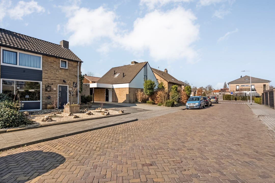 Foto 28 van Rijnstraat 1