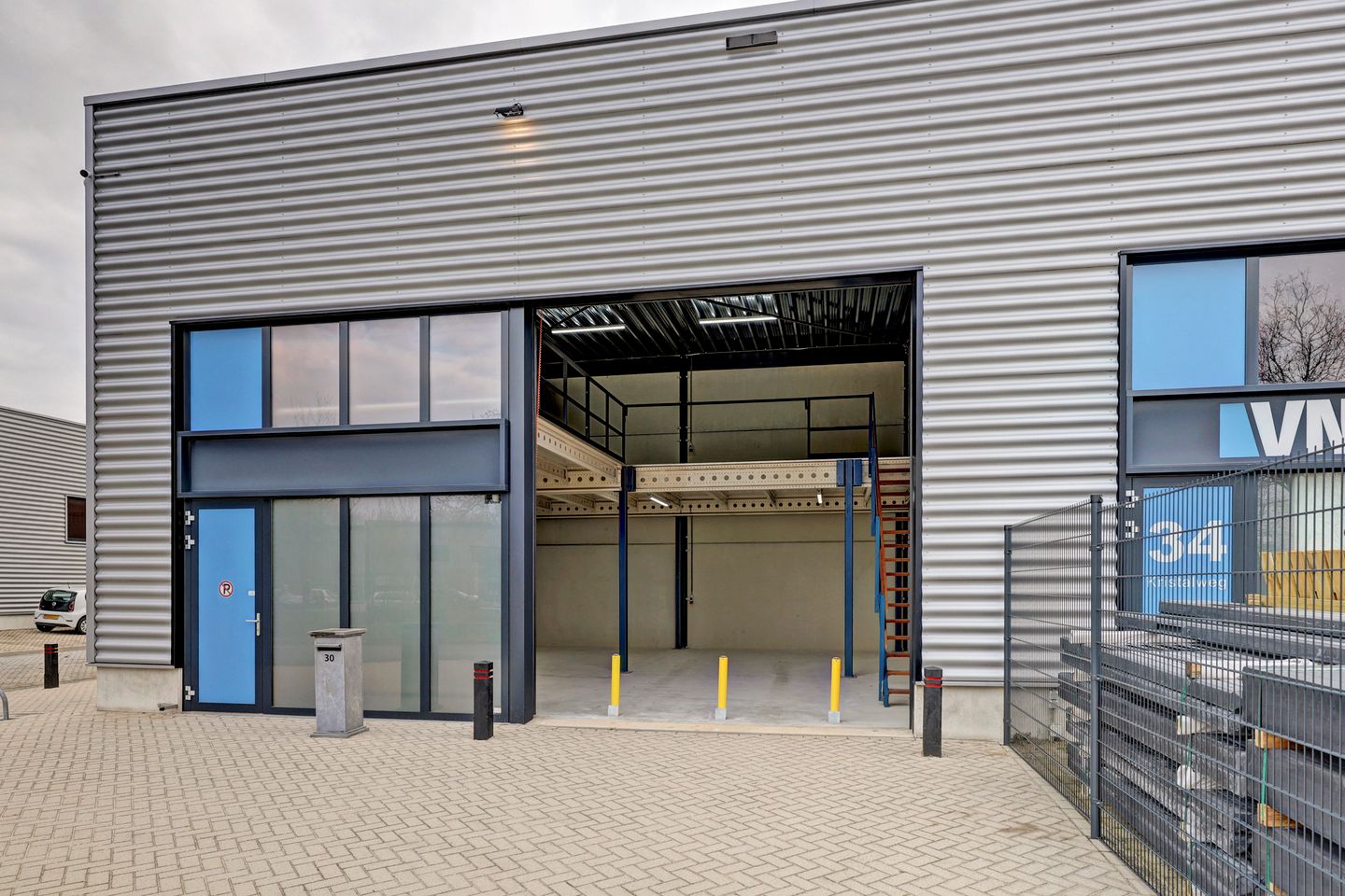 View photo 4 of Kristalweg 30