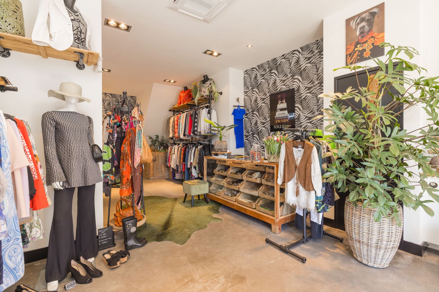 View photo 4 of Abraham van Royenstraat 106