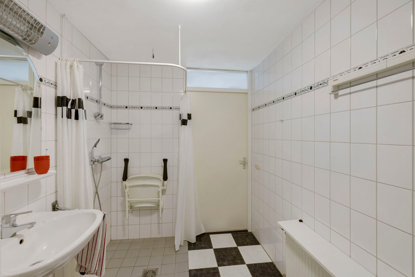 Spacious 3-room apartment with large balcony in Veldhoven 't Look — 36