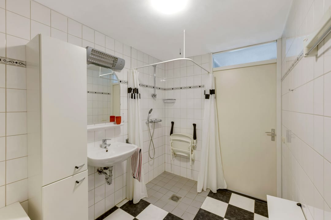 Spacious 3-room apartment with large balcony in Veldhoven 't Look — 37