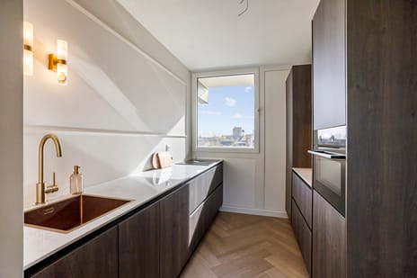 Arlo 34 secondary image