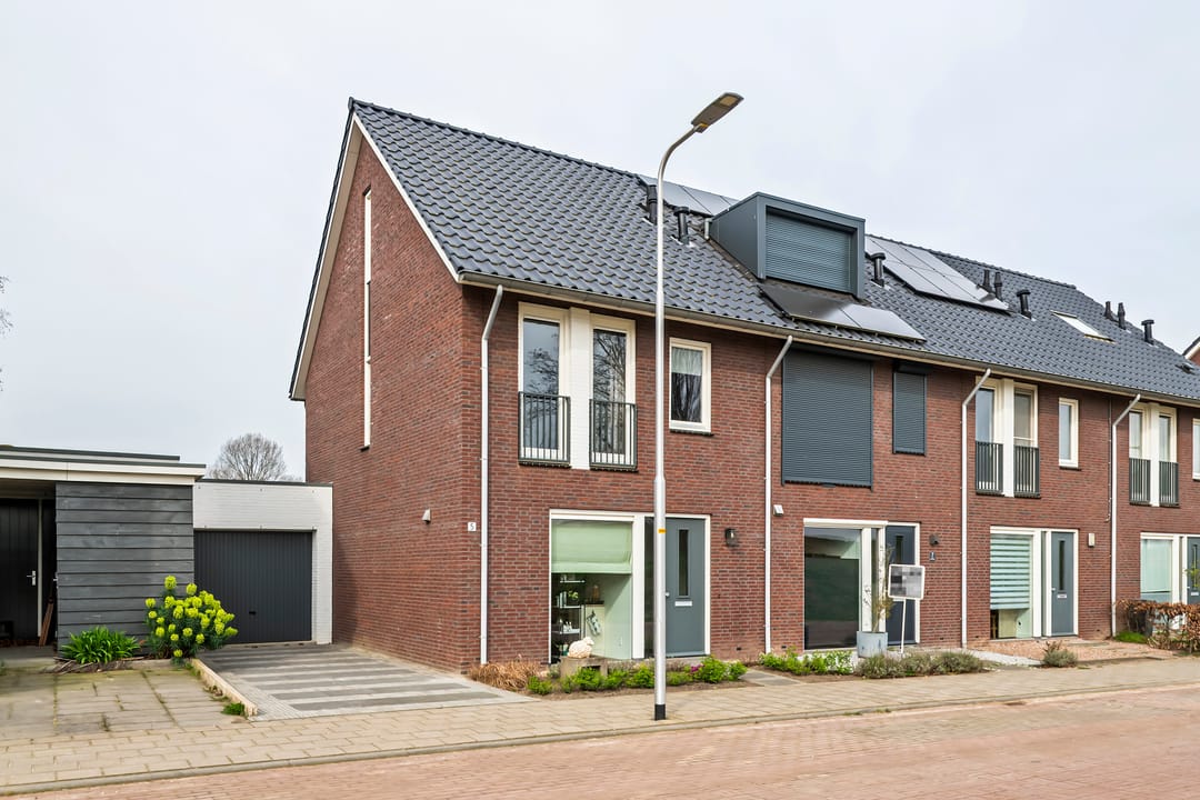 Foto 1 van Buitenhof 5
