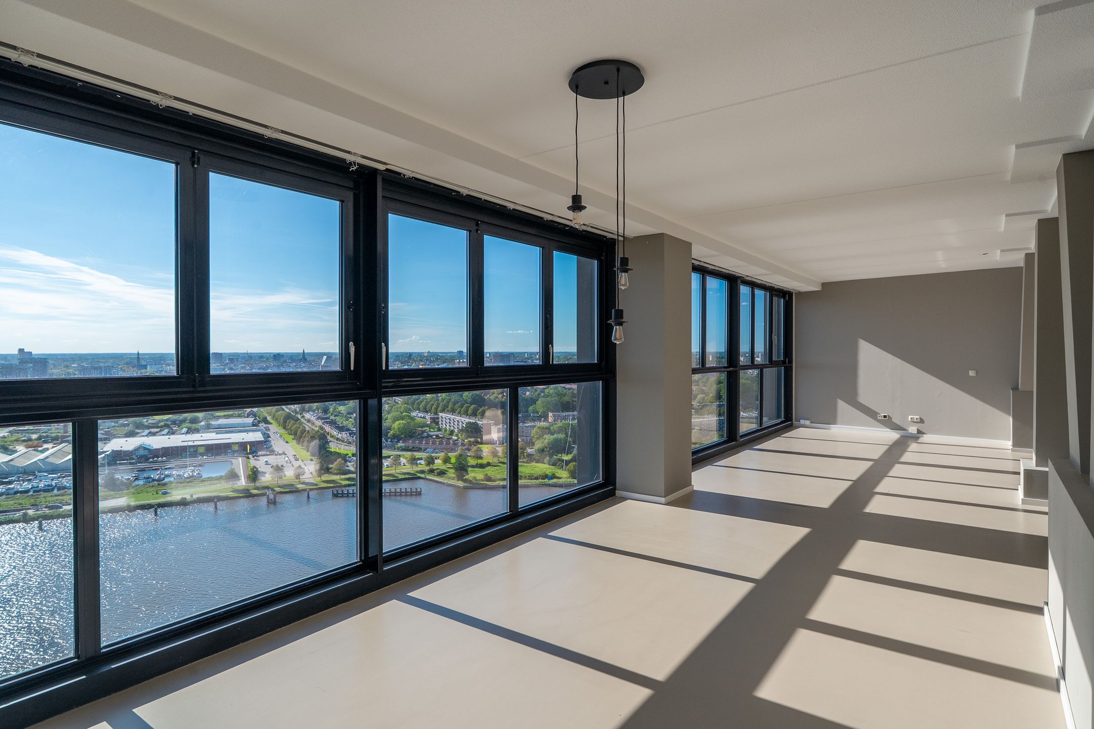 Photo 24 of Regattaweg 454