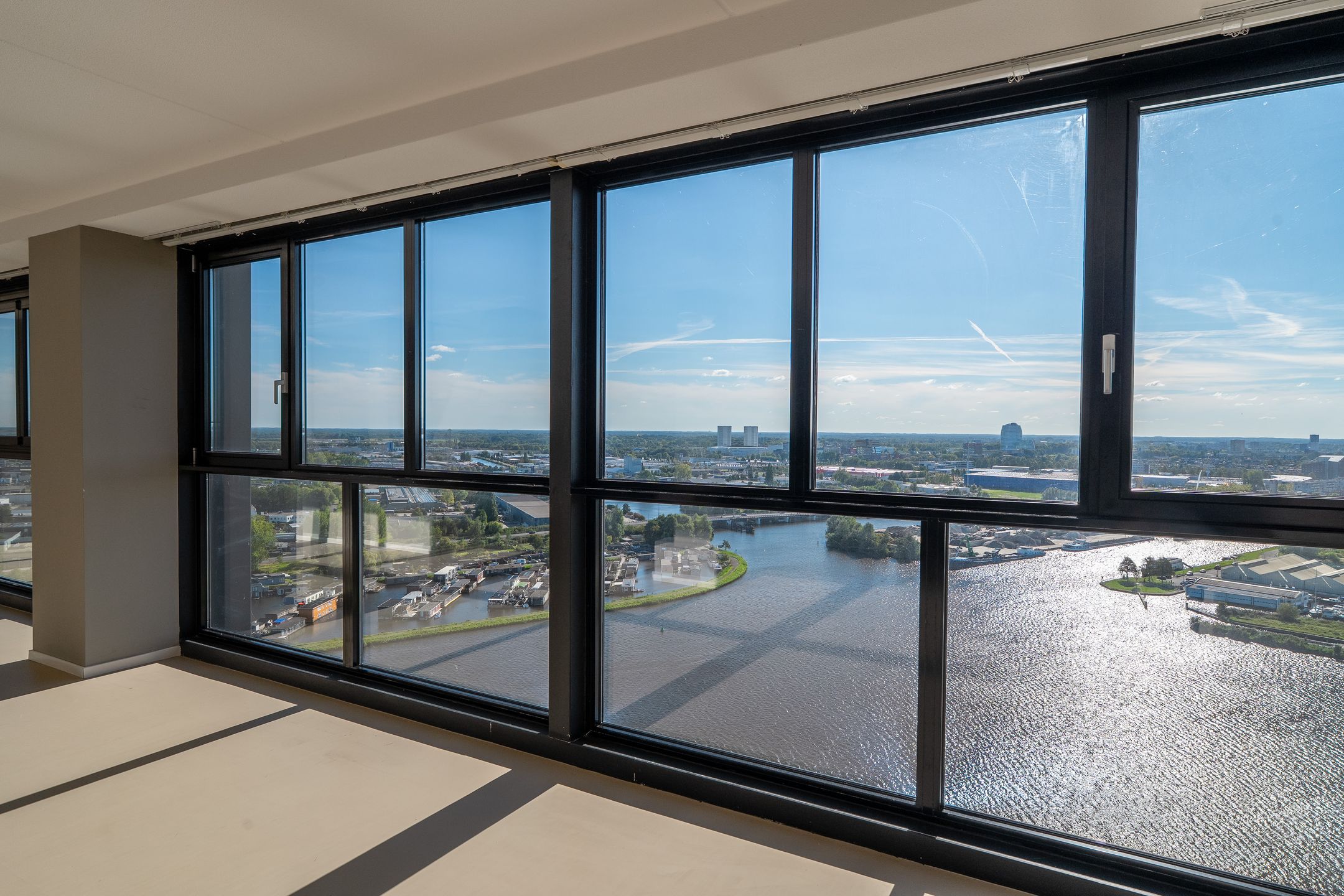 Photo 27 of Regattaweg 454